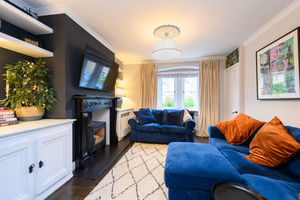 Sitting Room- click for photo gallery